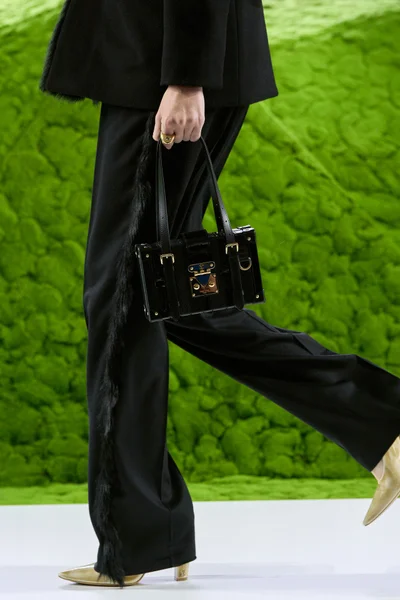 Look 67
